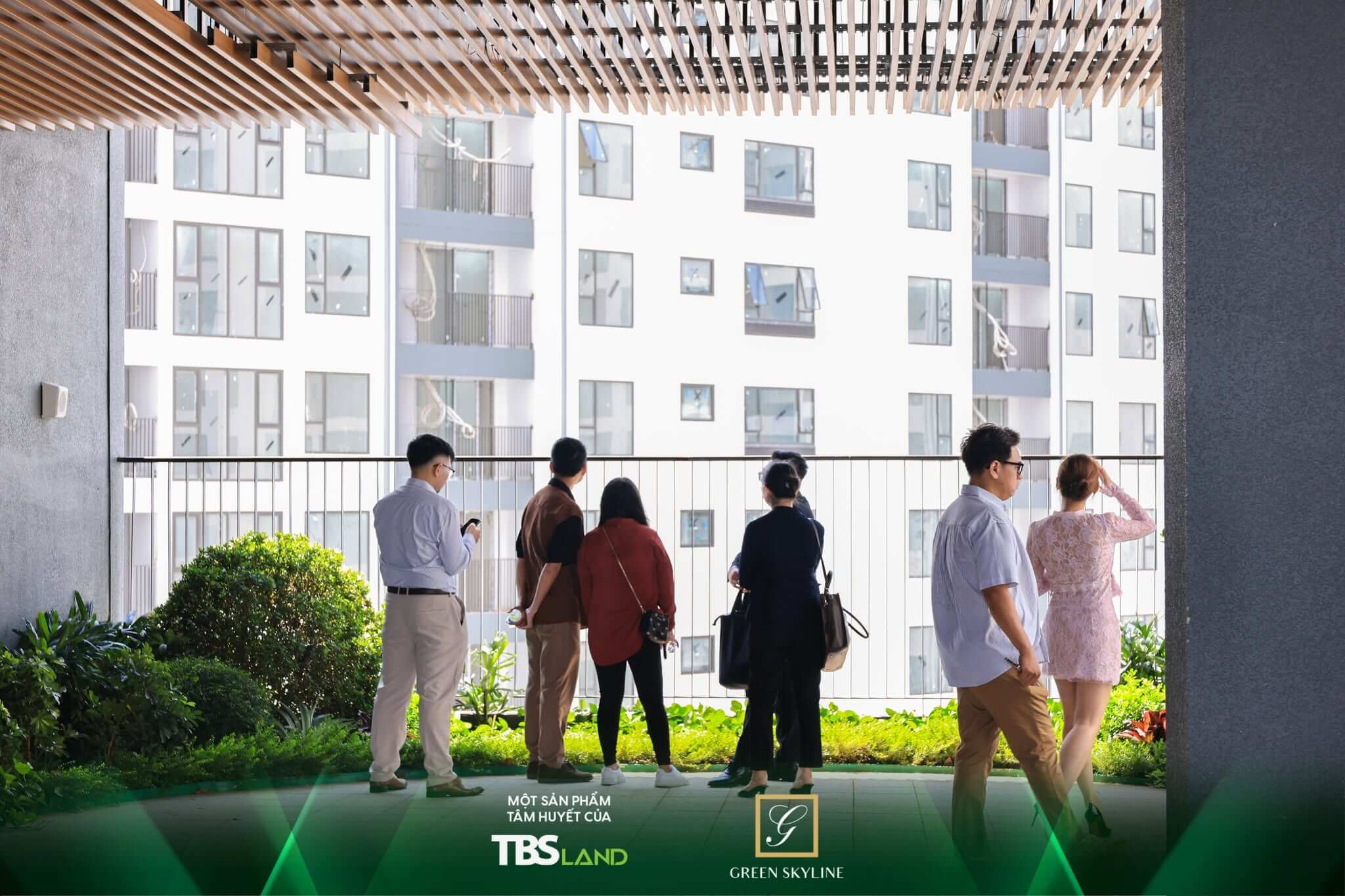 NHỊP SỐNG HIỆN HỮU QUA SỰ KIỆN "TỰ HÀO SẮC ĐỎ, GÕ CỬA NHÀ SANG - TRẢI NGHIỆM THỰC TẾ GREEN SKYLINE"